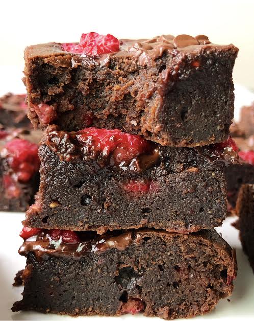 fudgy-raspberry-brownies