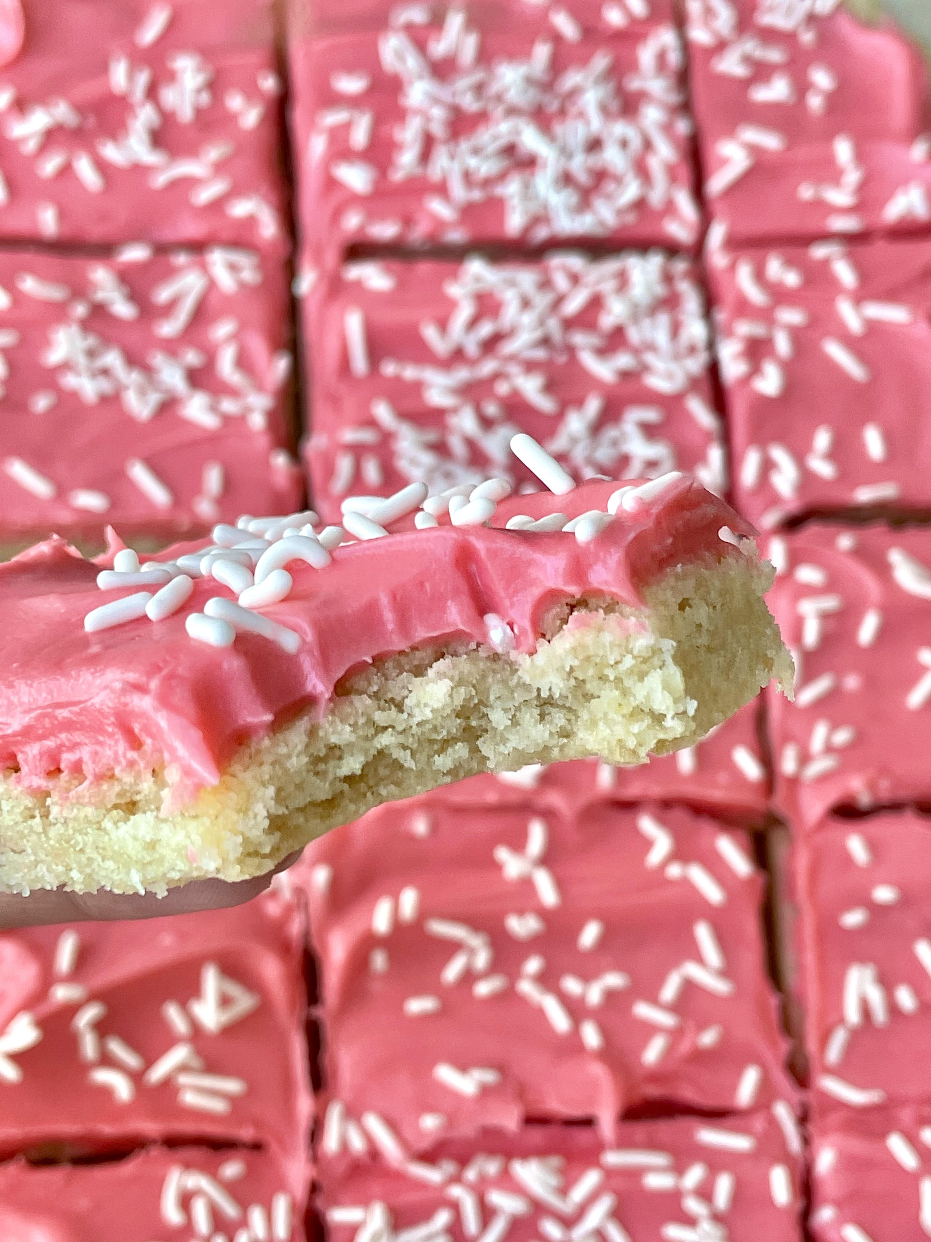 Valentine’s Sugar Cookie Bars
